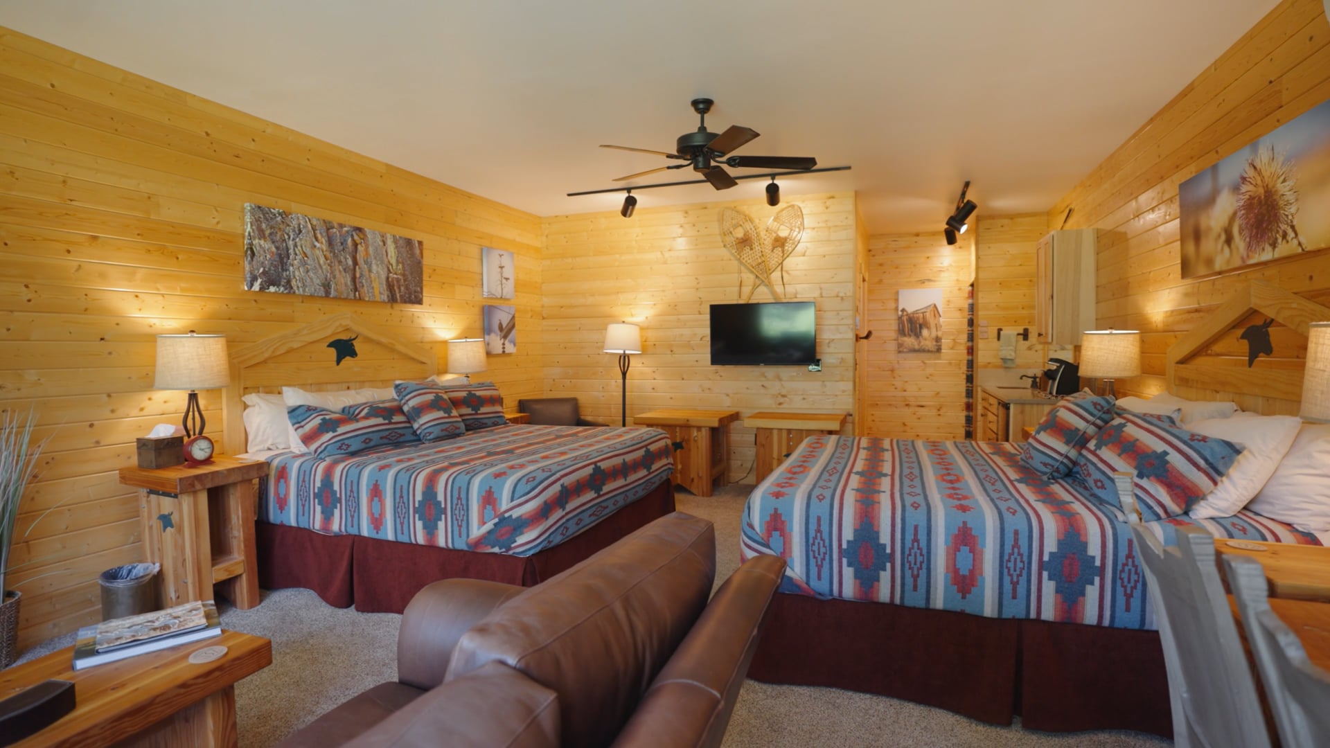 Silvies Resort Hotel Rooms