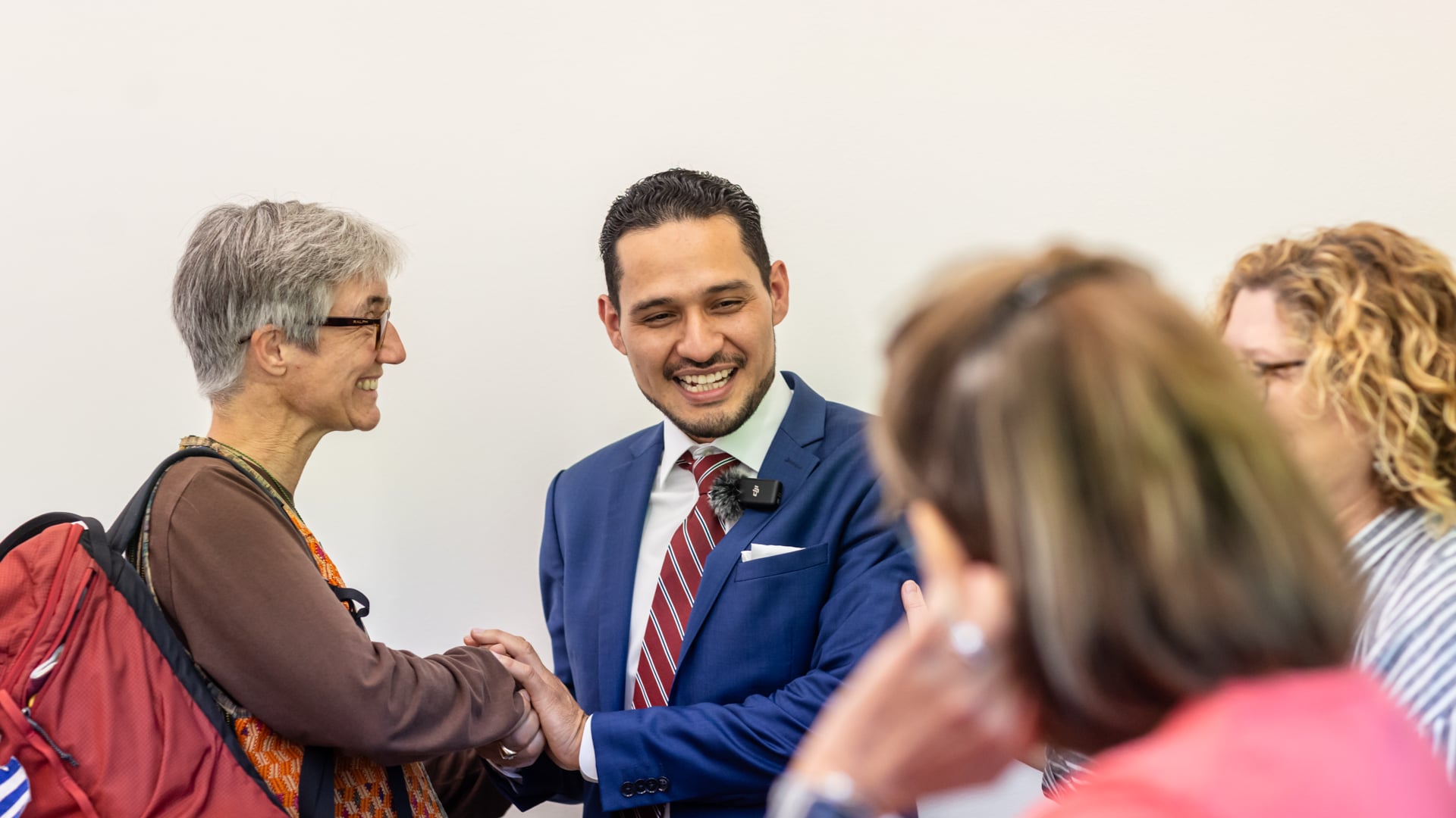 Educators & Care Providers DEMO | Ovi Vásquez, Author & National Keynote Speaker