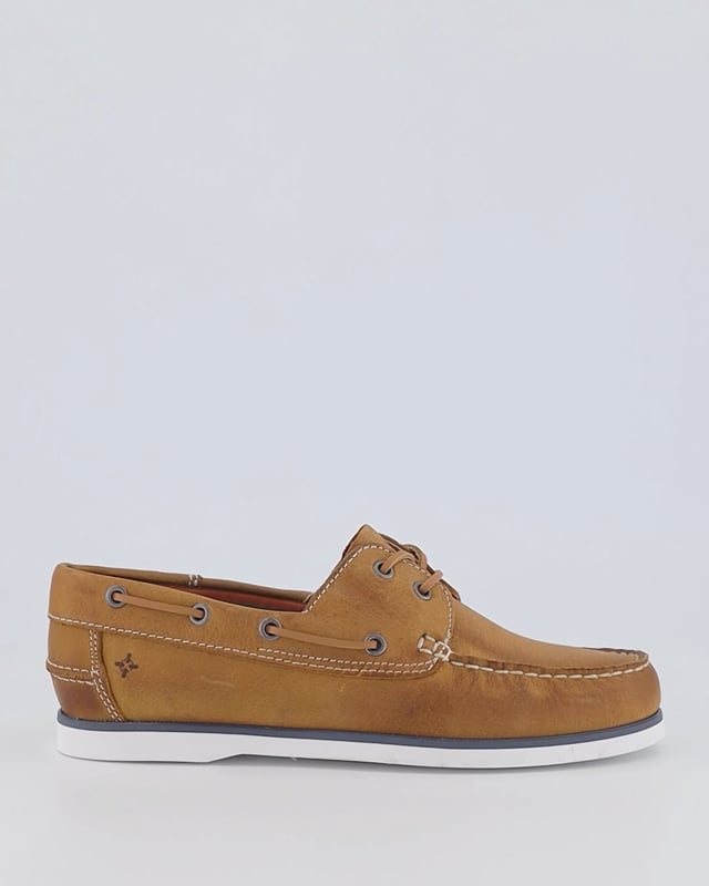 SAIL / Tan