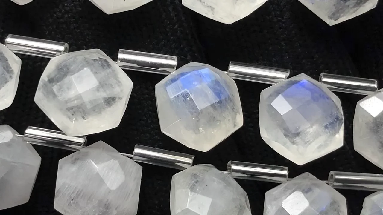 レインボームーンストーン ヘキサゴンカット11×10mm 1連｜天然石ビーズ