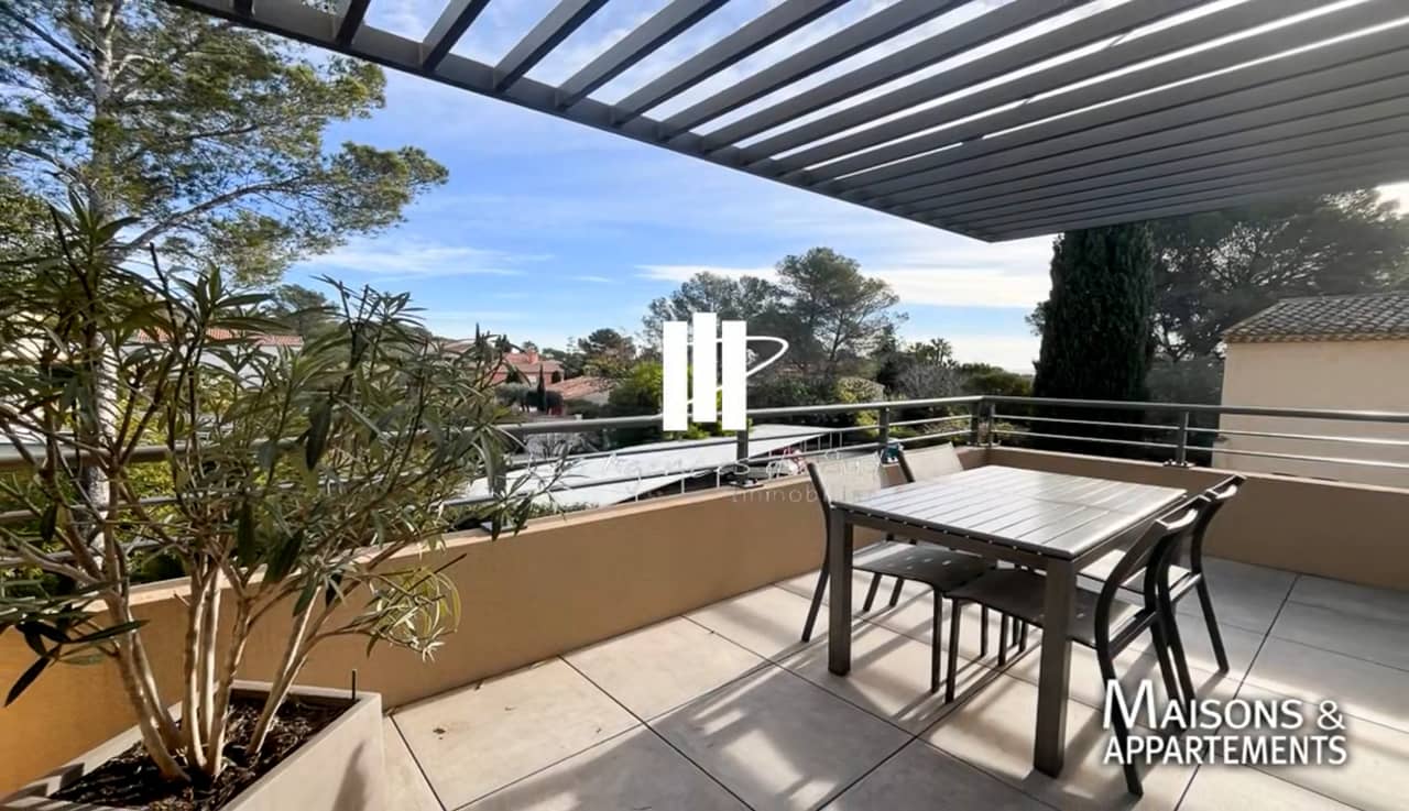 SAINTRAPHAËL APPARTEMENT À VENDRE 359 000 € 55 m² 2 pièces on