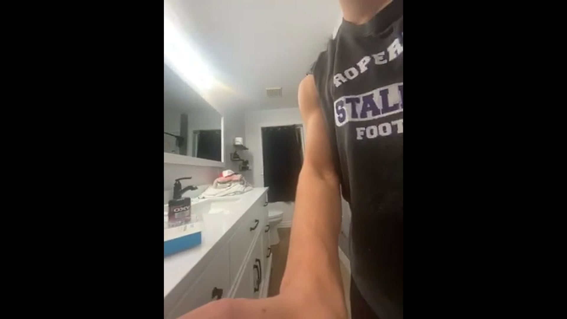 Watch austin brabant's Weight: 168.4 pounds