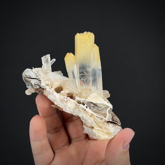 Mango Quartz with Halloysite inclusions | Cabiche, Quípama Mun., Boyacá ...