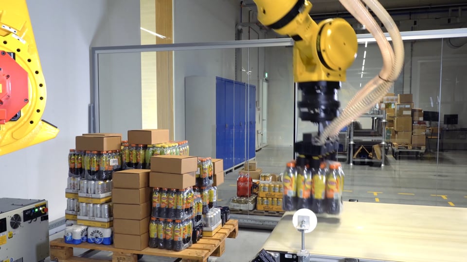 Depalletizing mixed-SKU pallet