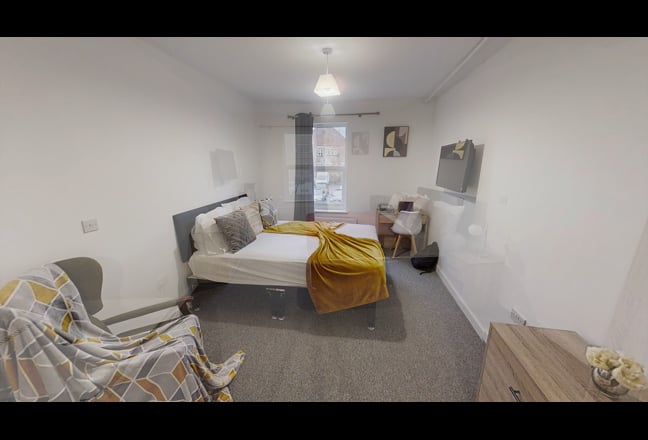 Brand New Couples & Singles Co-Living in Swindon Main Photo