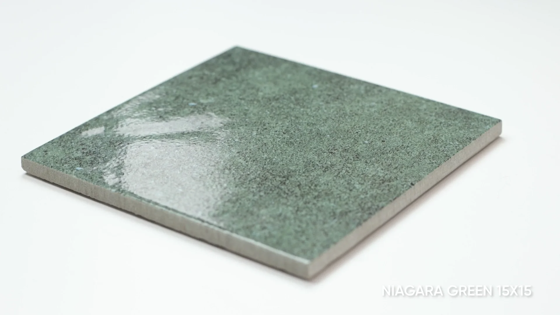 CARMEN-NIAGARA GREEN 15X15
