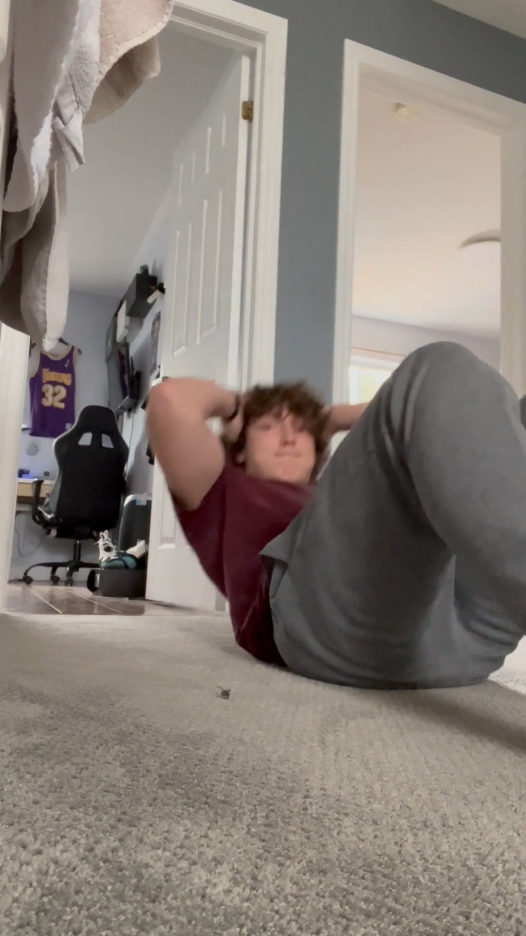 Watch spencer brabant's Sit Ups: 103 sit ups