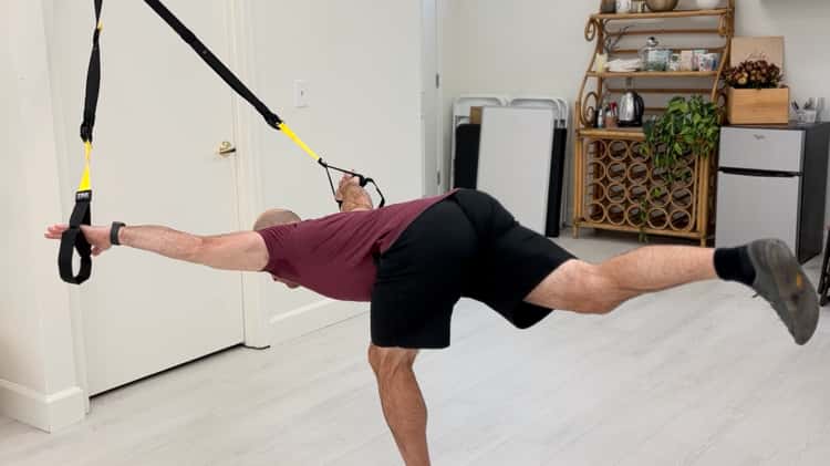 Single leg hip discount hinge