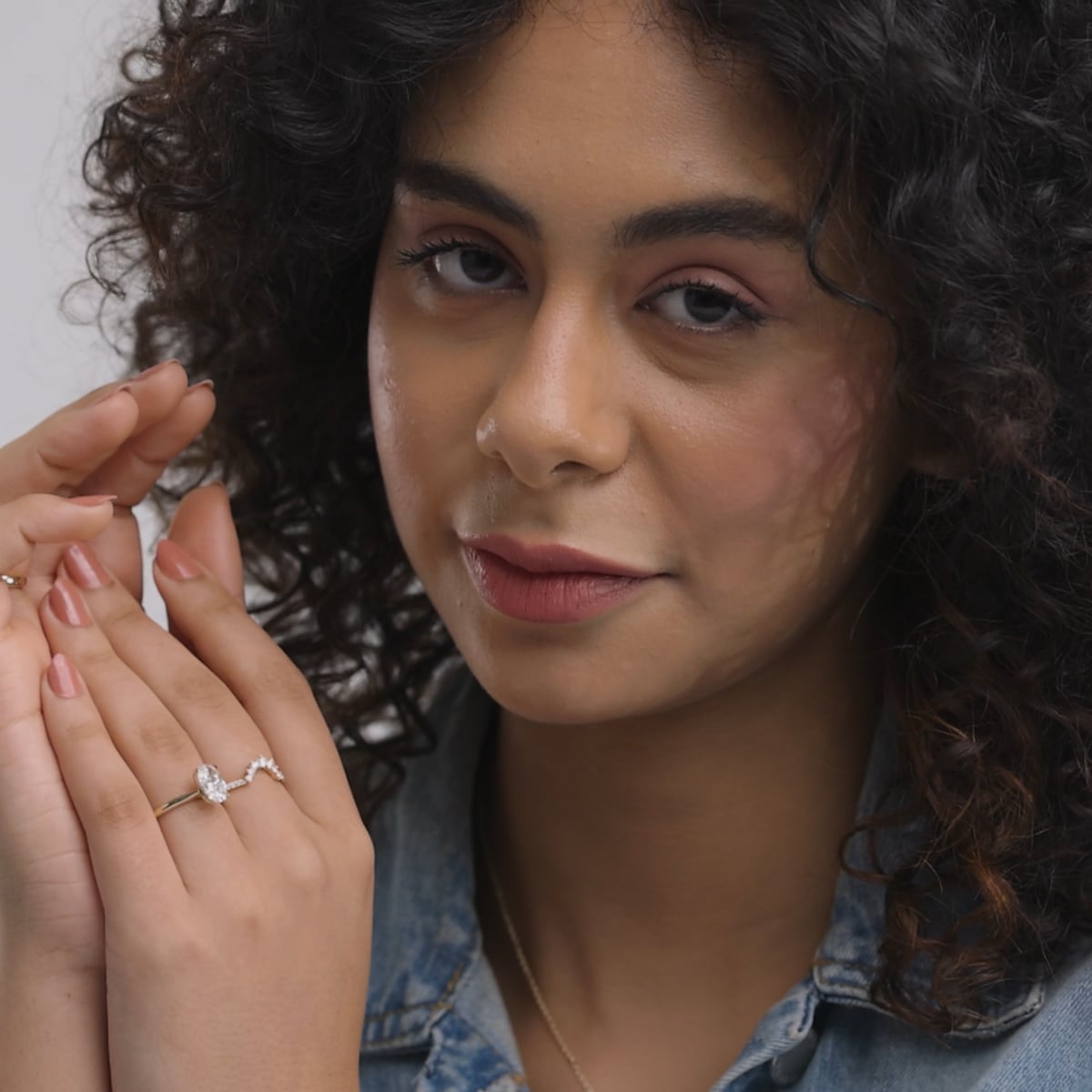 product video 2 for 1/4 ctw Round Lab Grown Diamond Graduated Crown Stackable Ring