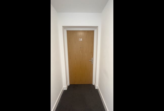 1 Bed 1 Office Flat Southville £1,850pcm inc bills Main Photo