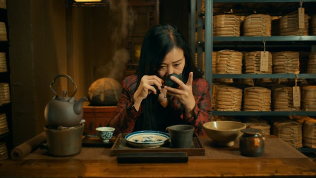 Her Scents of Pu Er
