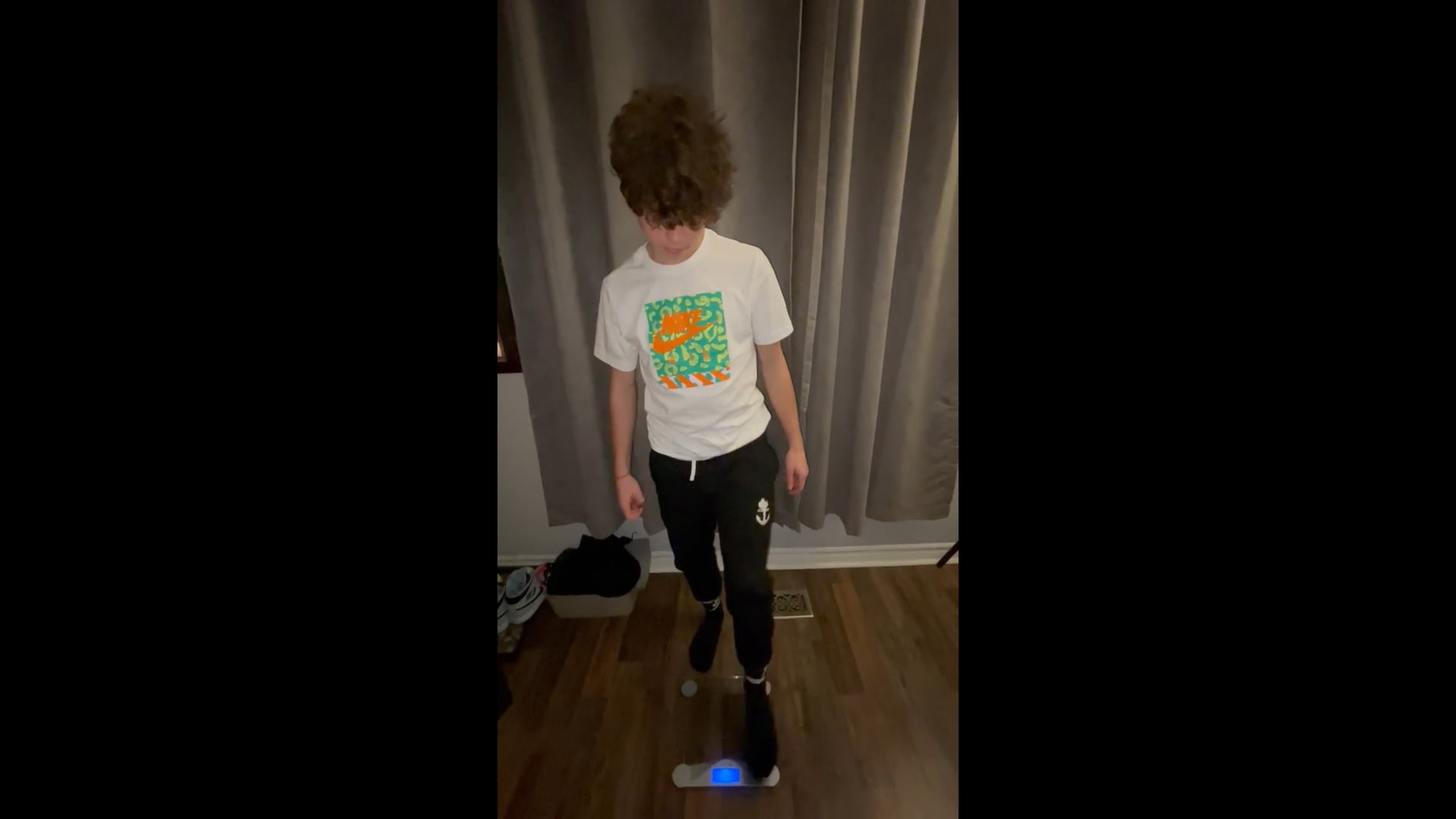 Watch PurpleShift athlete's Weight: 130.6 pounds