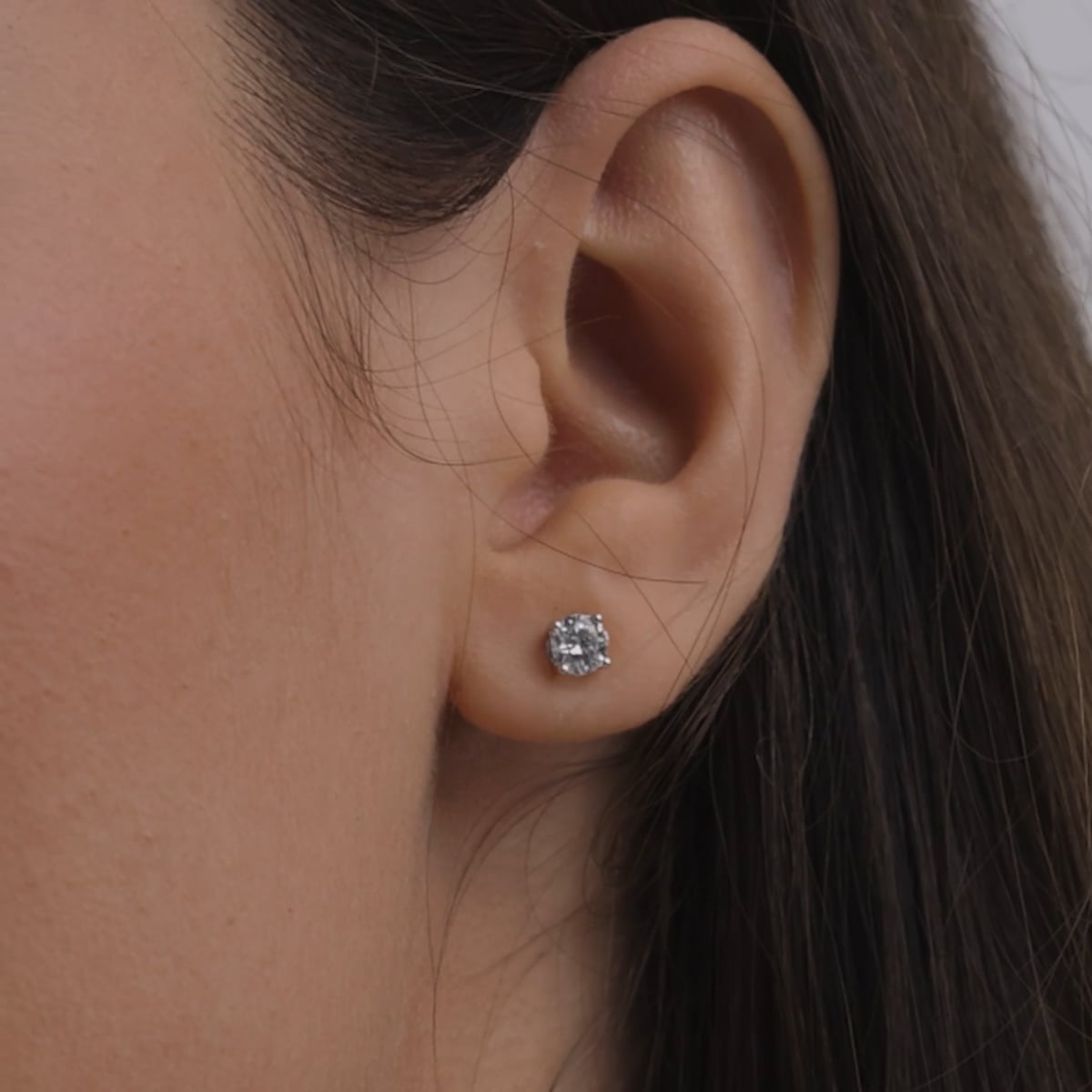 product video for 3/4 ctw Round Near-Colorless (F-G) Lab Grown Diamond Stud Earrings