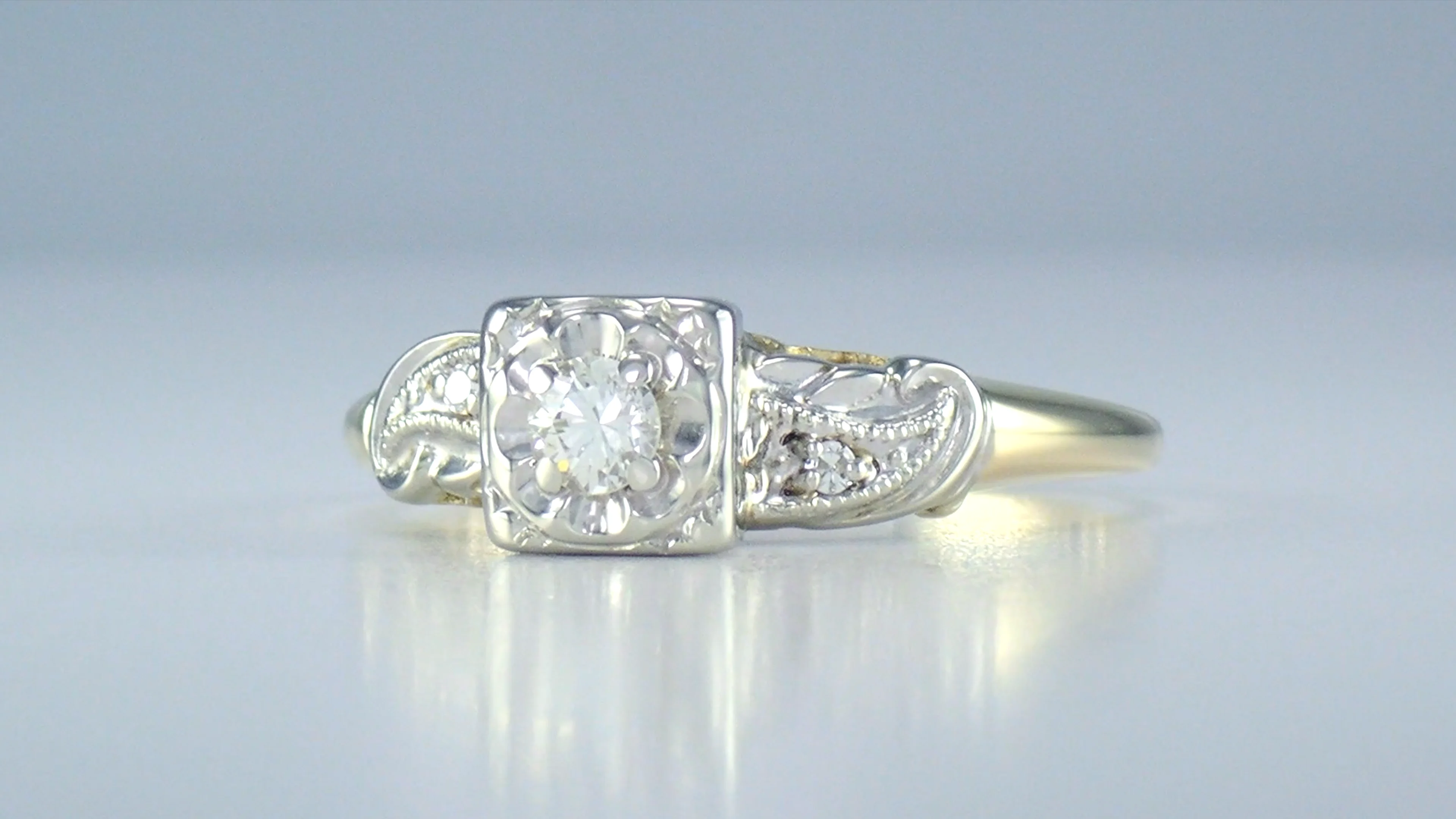 Heartlock Retro 1950s Illusion Vintage Diamond Engagement Ring in