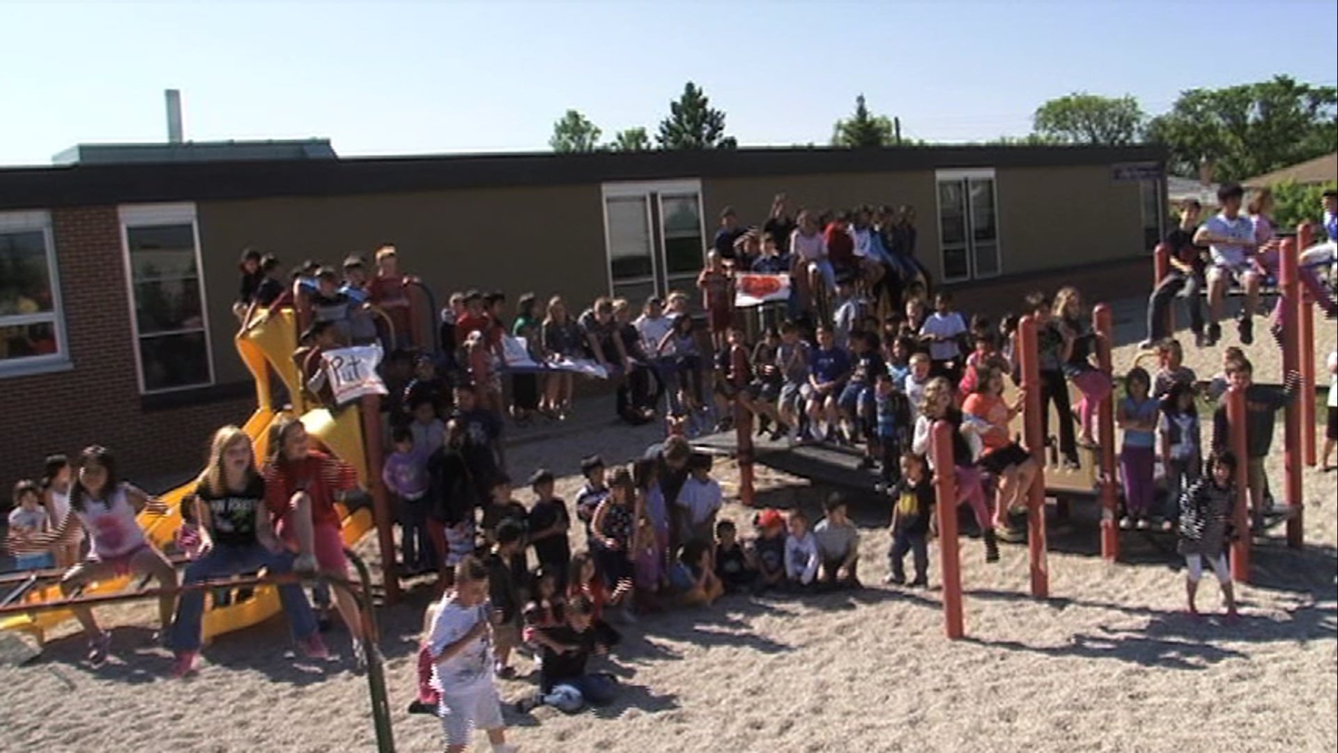 C7O-32 - Put A Little Love