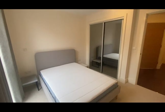 Luxury 1 Bed Apartment 1 Min Walk From Station Main Photo