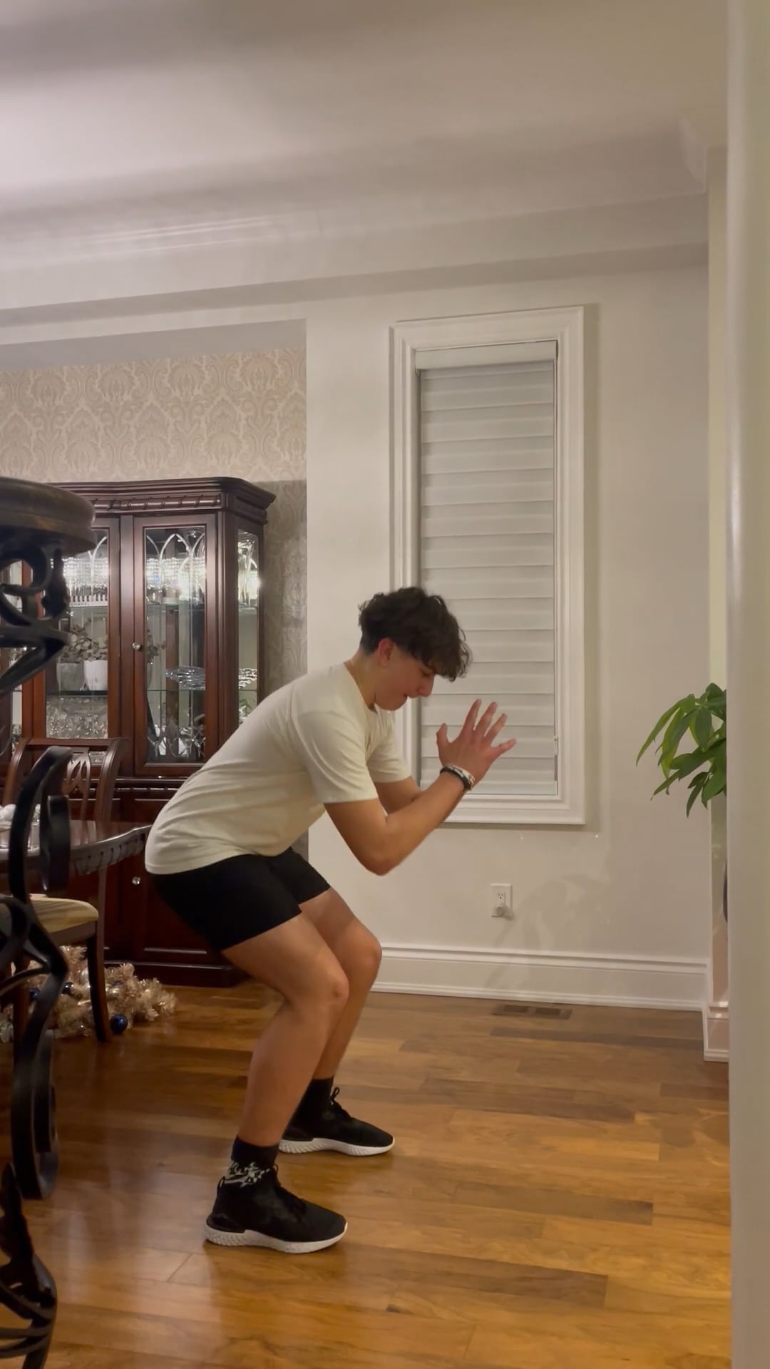 Watch PurpleShift athlete's Vertical Jump: 25.4 inches