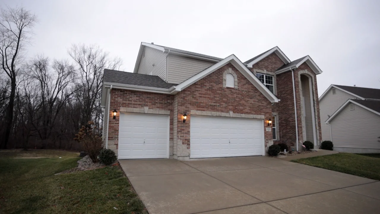 1024 Richland Park Dr Ofallon IL_2 on Vimeo