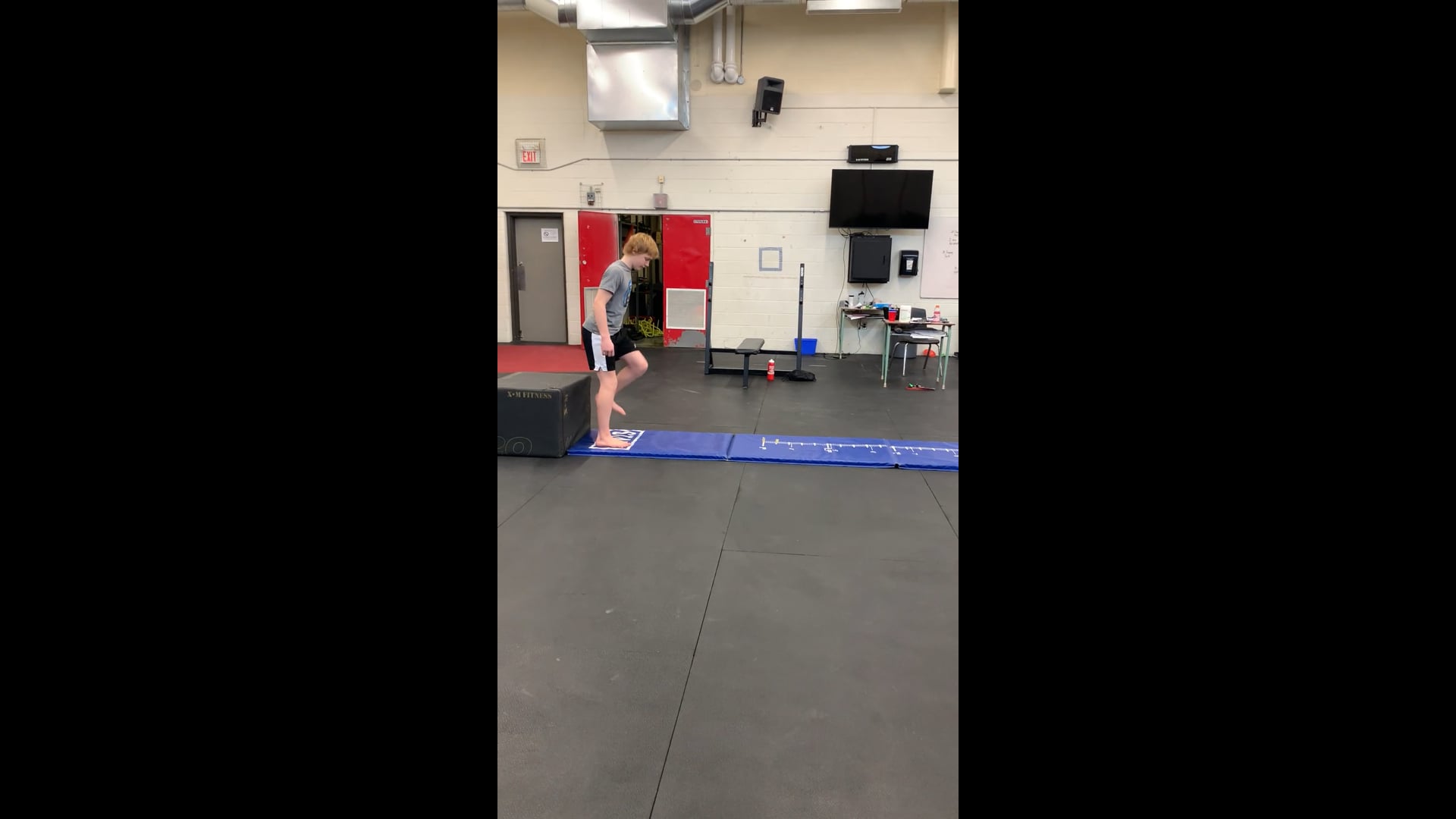 Watch bennett lawson's Broad Jump: 92.51 inches