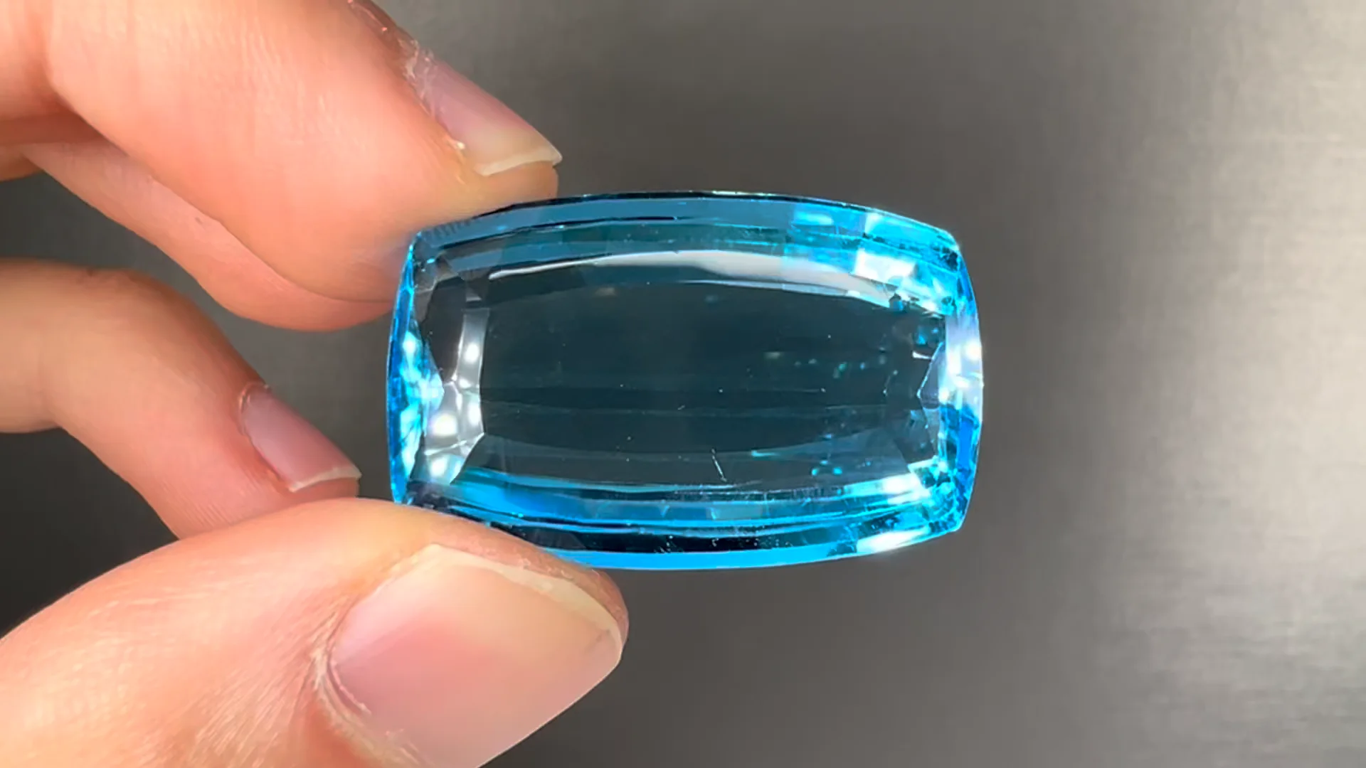 Loose 76.97ct Swiss Blue Topaz Stone, Barrel Cut | Burton's