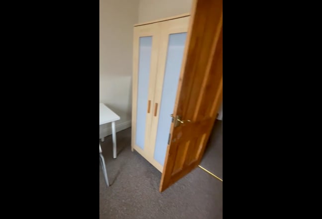 Video 1: Shared kitchen 