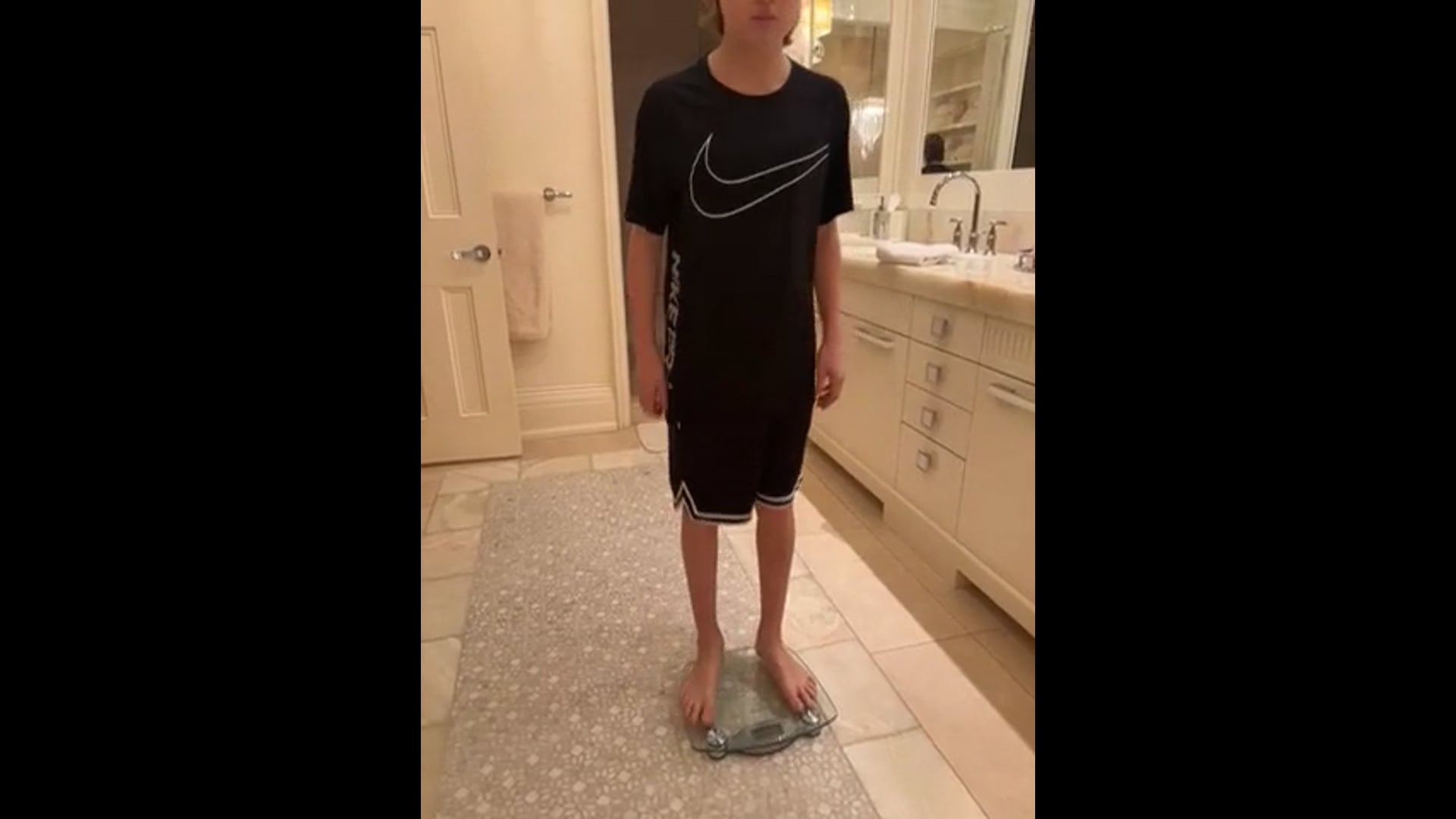 Watch michael yerich's Weight: 98 pounds