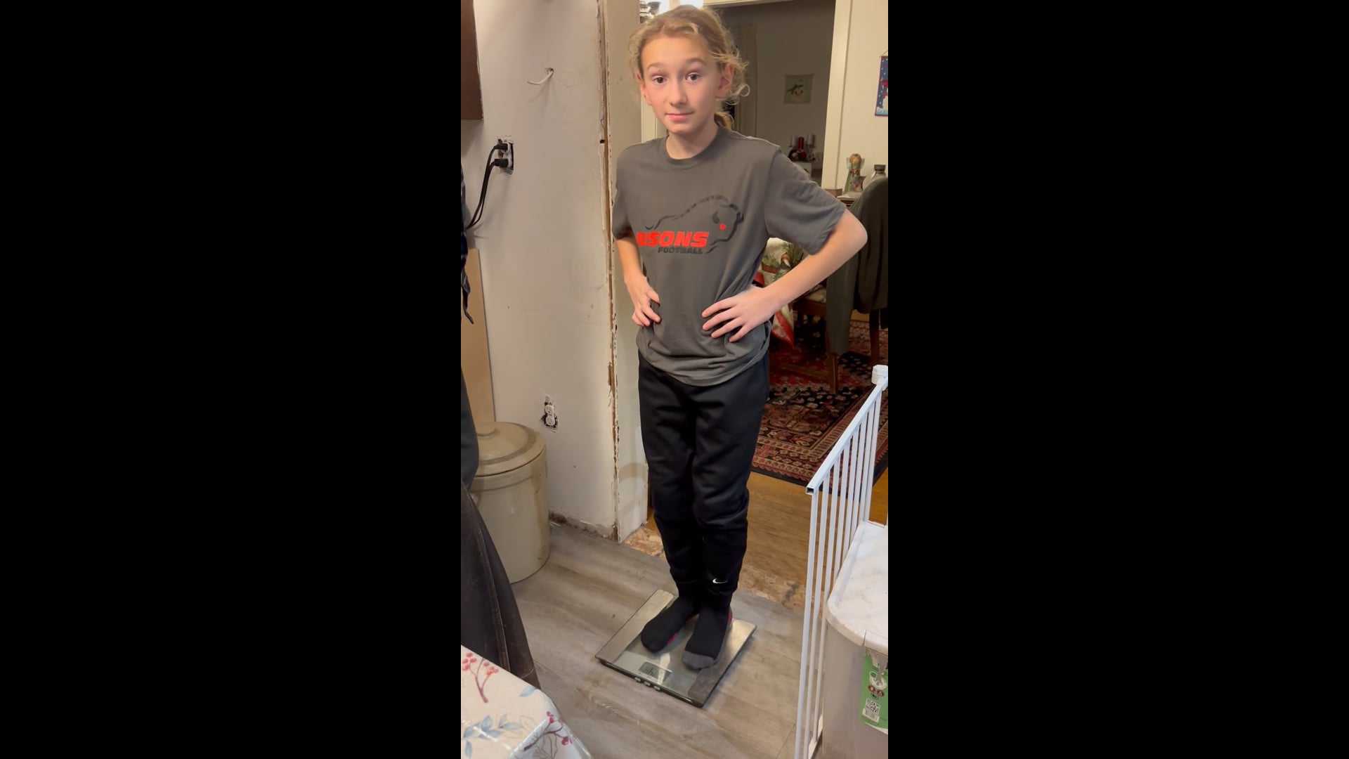 Watch hayden bertrand's Weight: 79.4 pounds