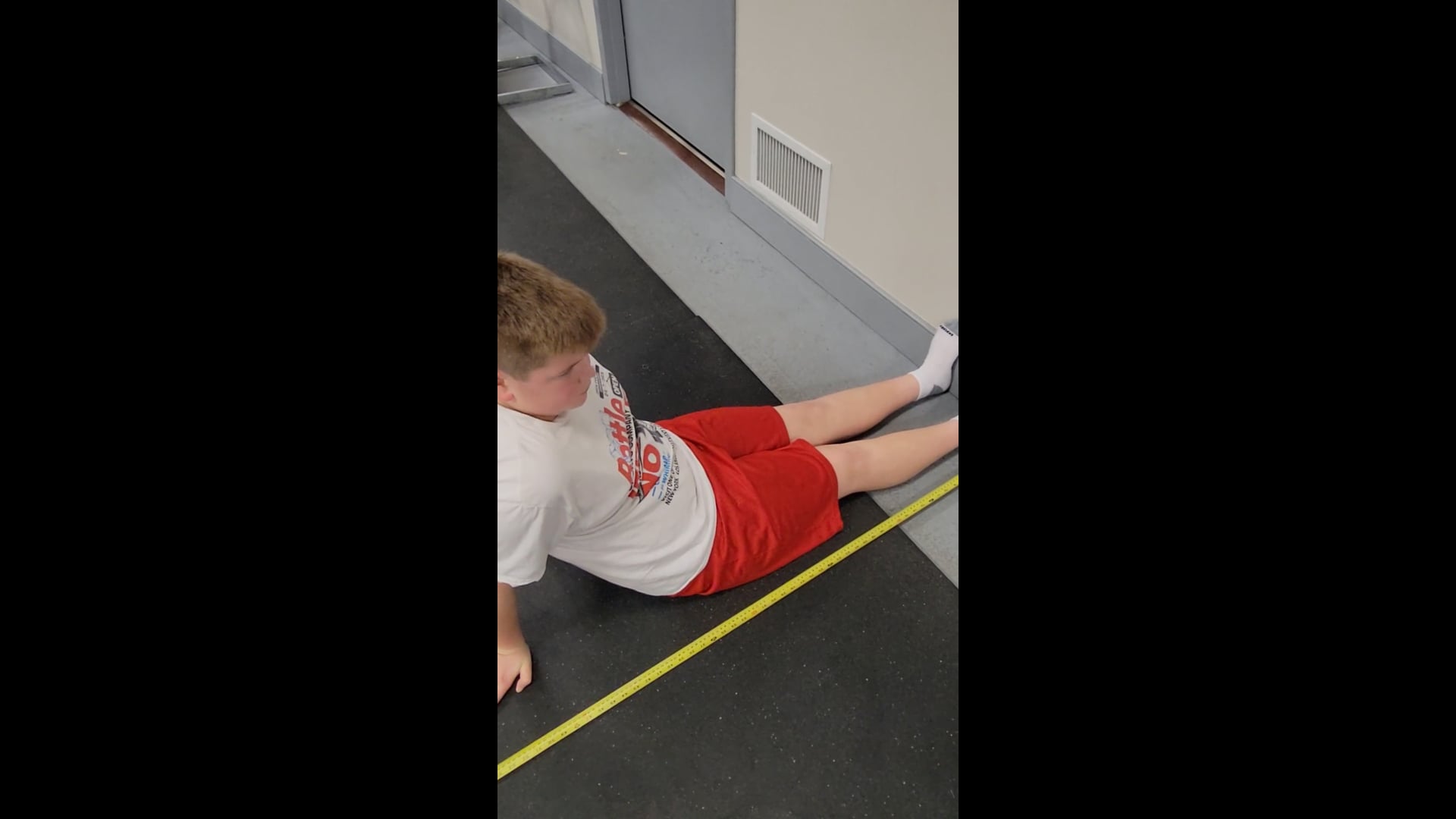 Watch kingston kaus's Height: 65.6 inches