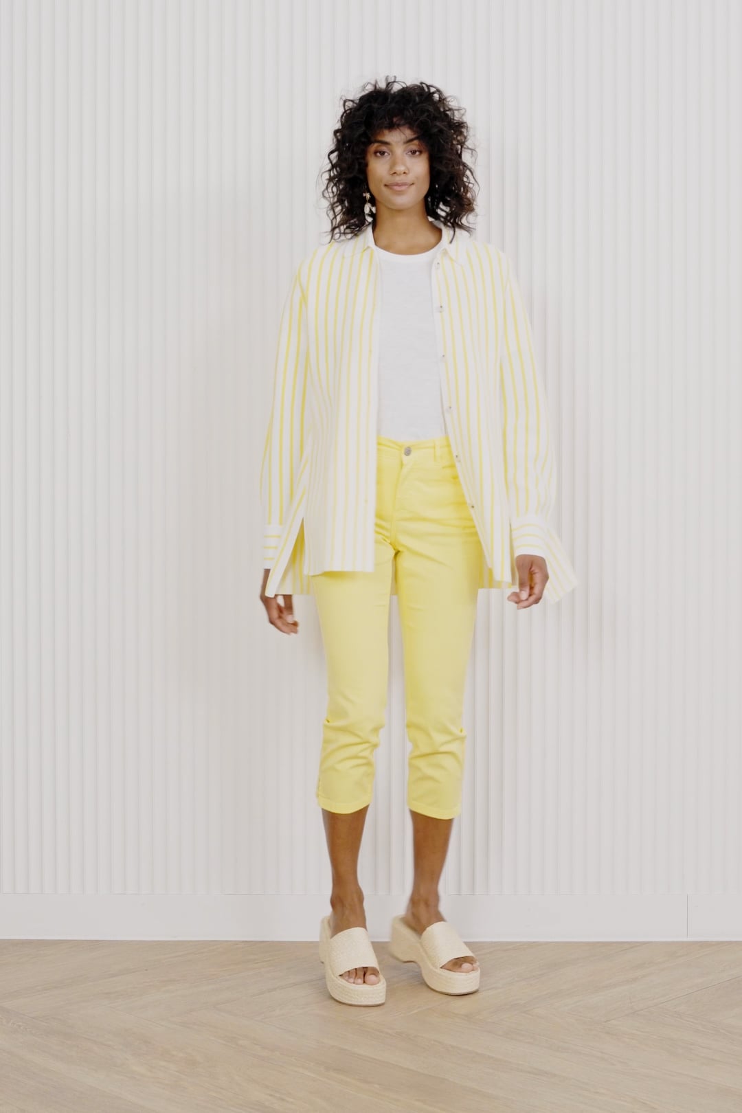Salsation Capri Pants-Yellow（黄）XSサイズ Womens Plus Size Basic Scuba Capri Pants - Walmart.com