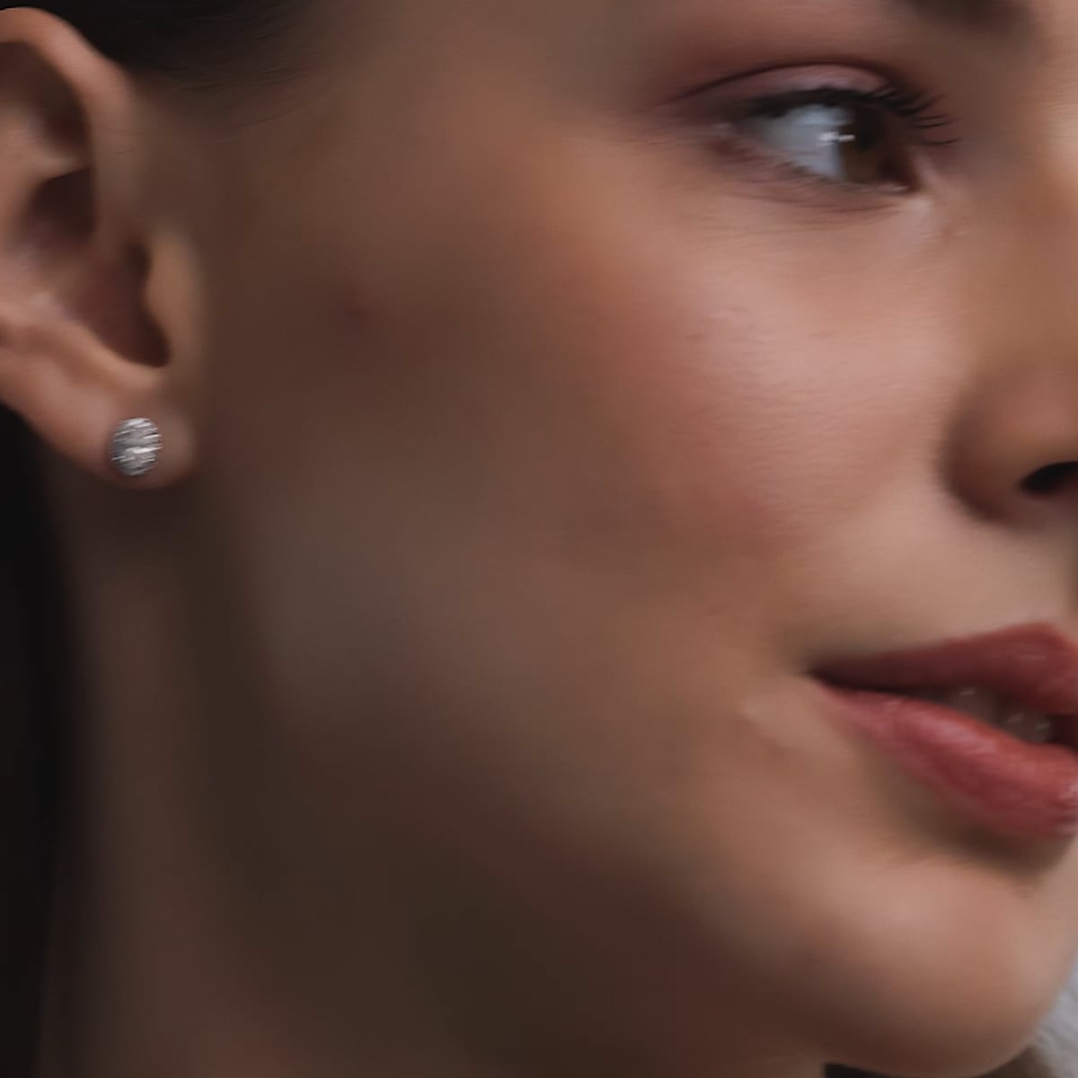 product video 2 for 5/8 ctw Oval Lab Grown Diamond Halo Stud Earrings