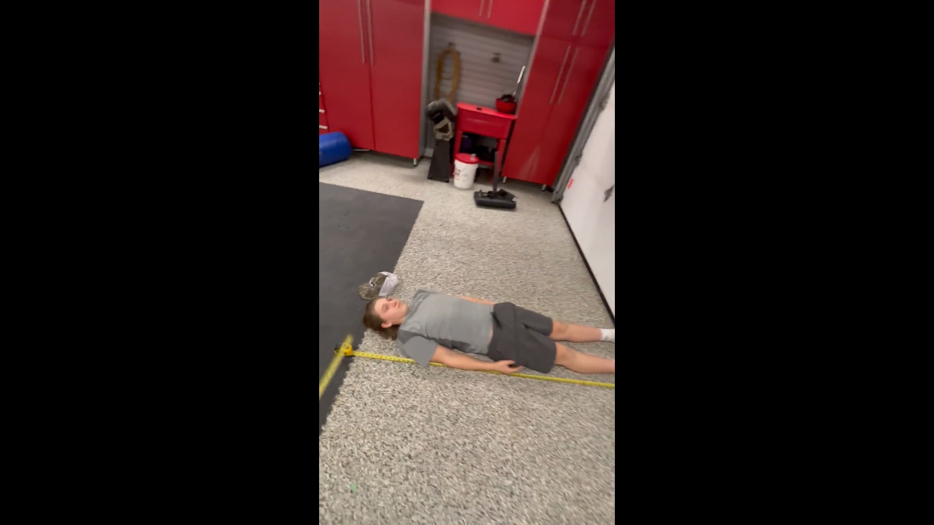 Watch deegan desjardin's Height: 69.5 inches