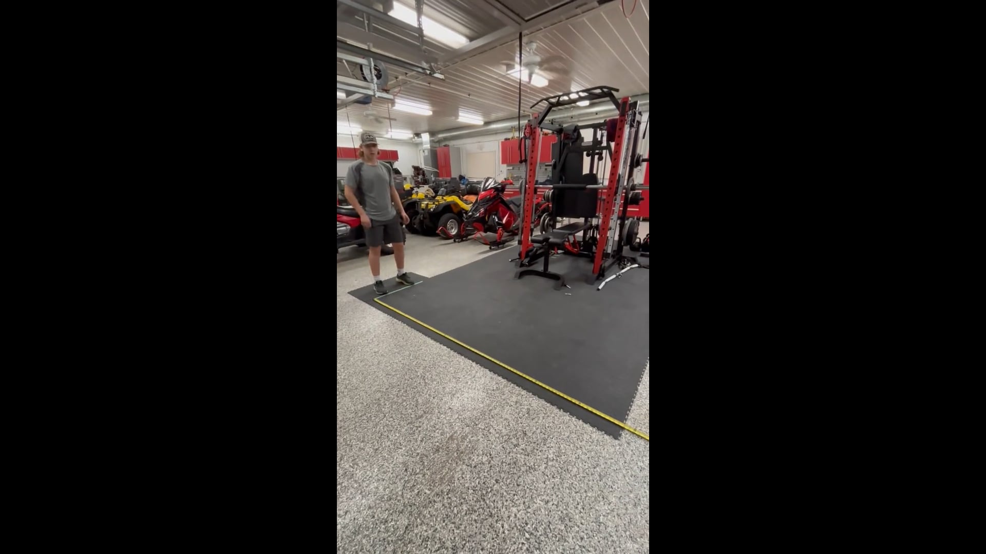 Watch deegan desjardin's Broad Jump: 76.8 inches