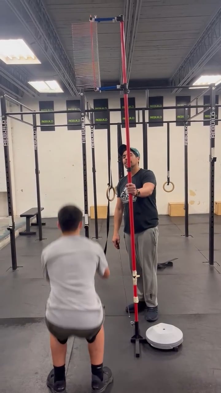 Watch knox chau's Vertical Jump: 21.67 inches