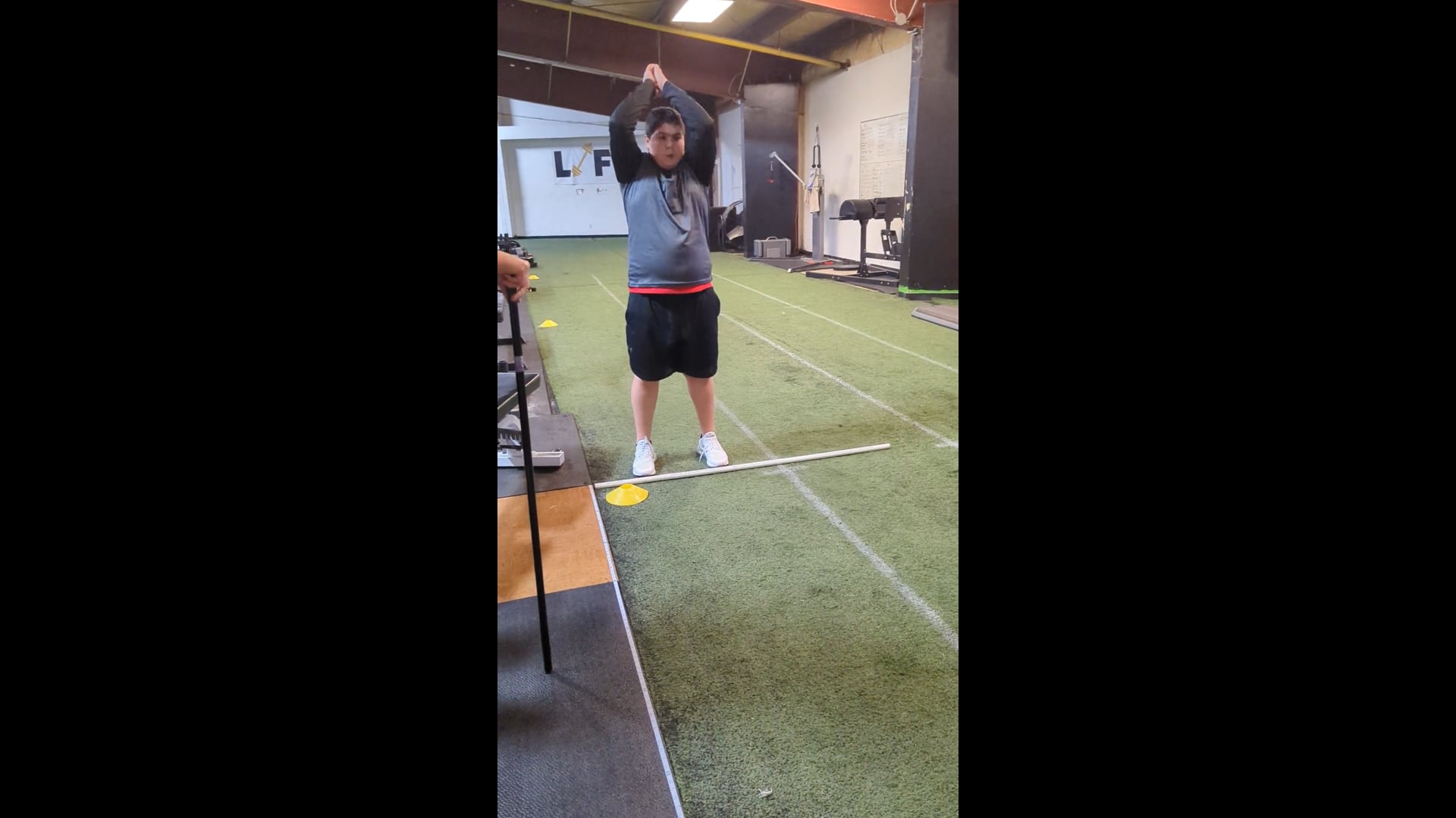 Watch garrett smith's Broad Jump: 51 inches