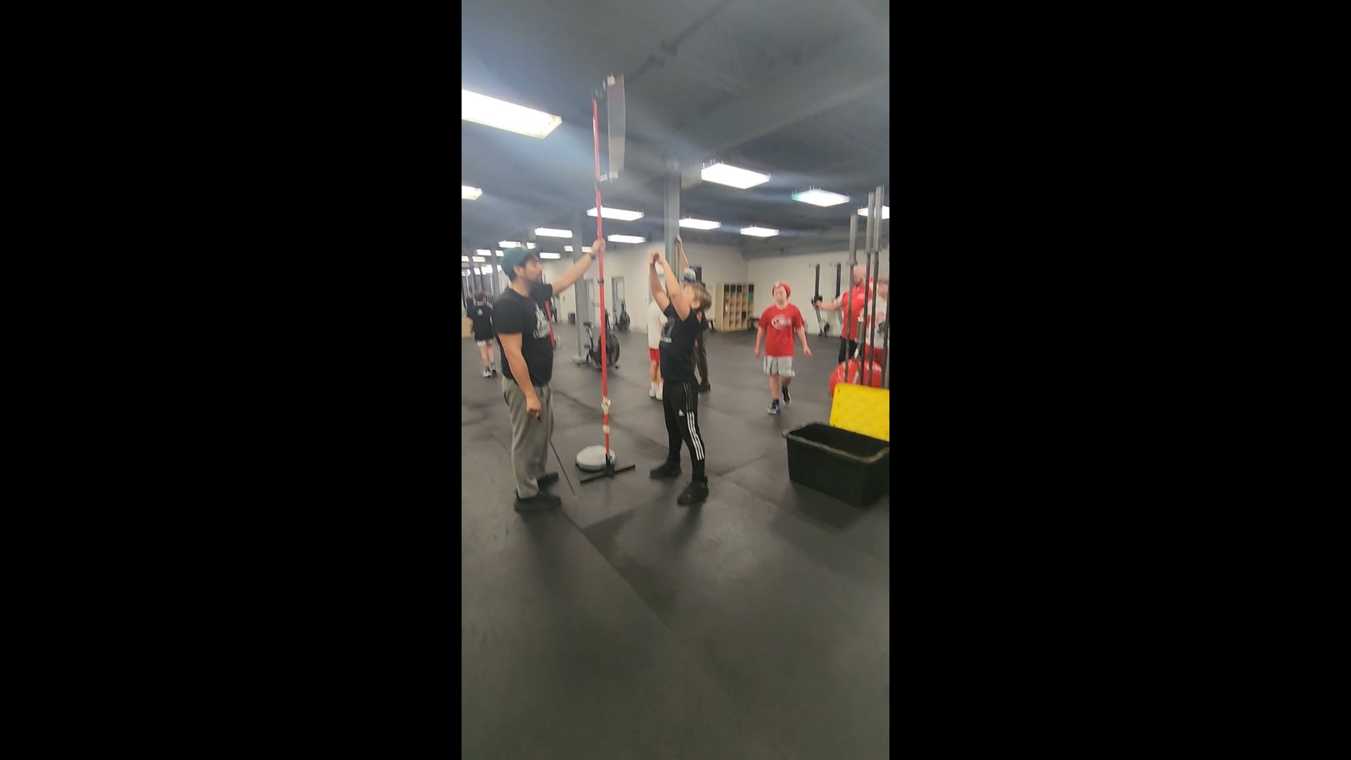 Watch linkyn uhlarik's Vertical Jump: 15.21 inches