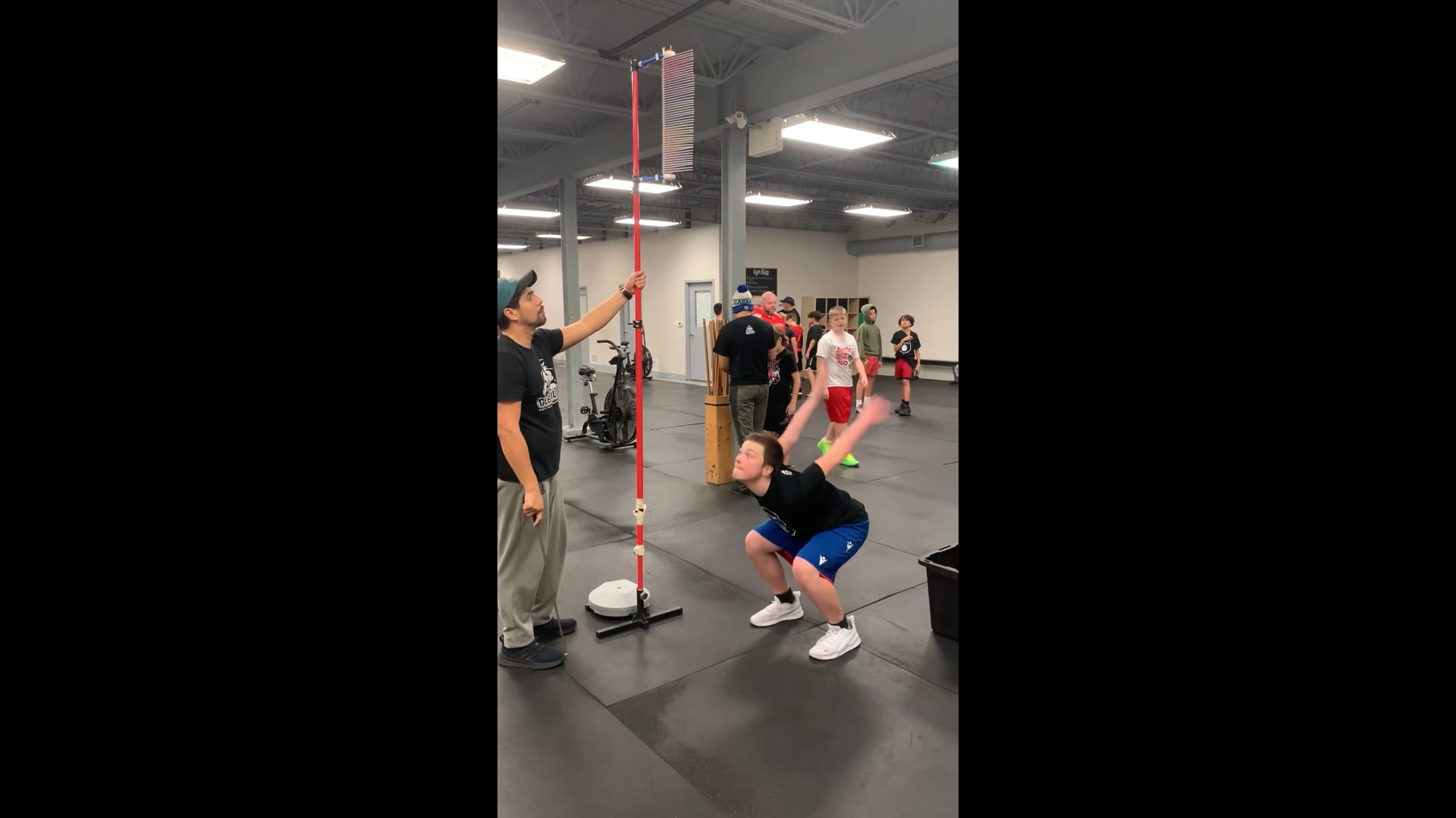 Watch ivan filipovic's Vertical Jump: 15.21 inches