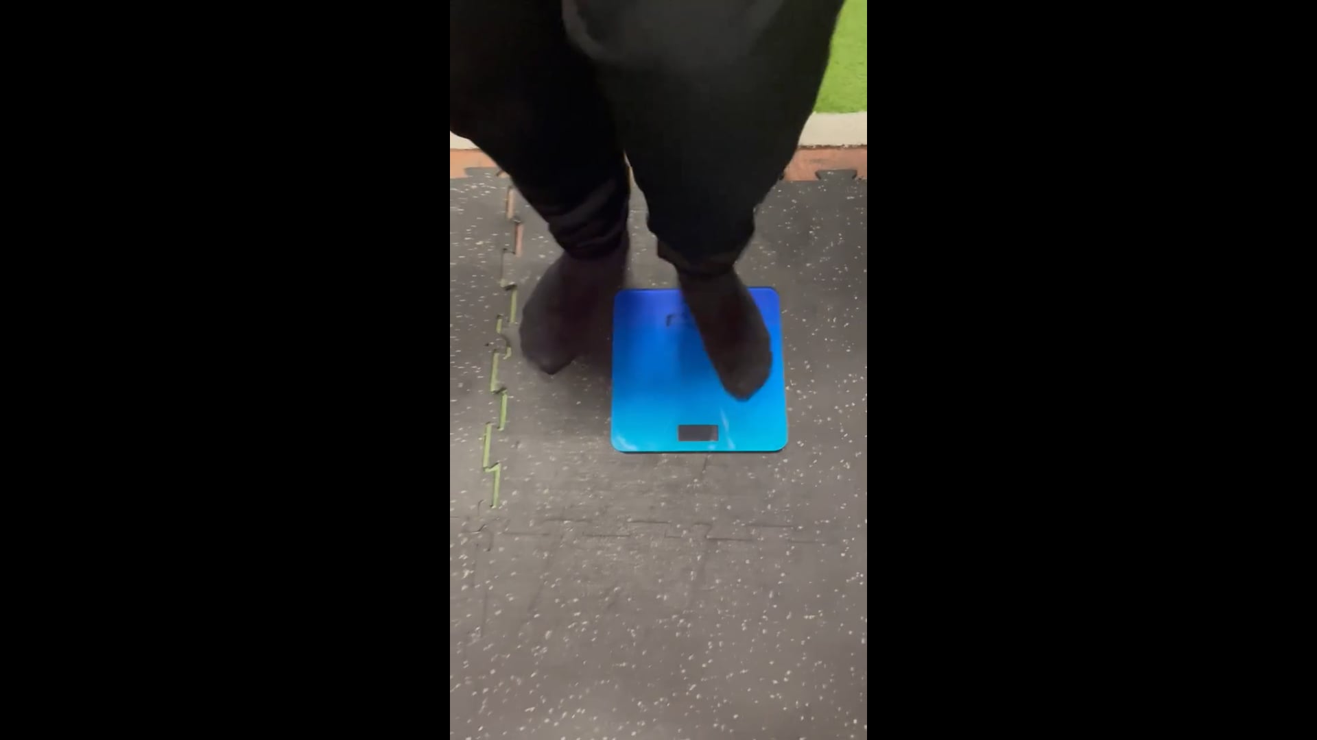 Watch ethan macdonald's Weight: Pending