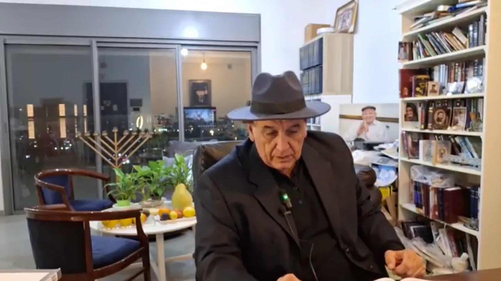 המלחמה על הים חלק א', חיים איכר, 11.1.24