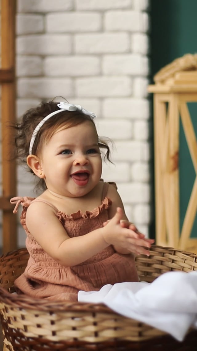 Registros da sessão de 8 meses do acompanhamento de Elisa.'