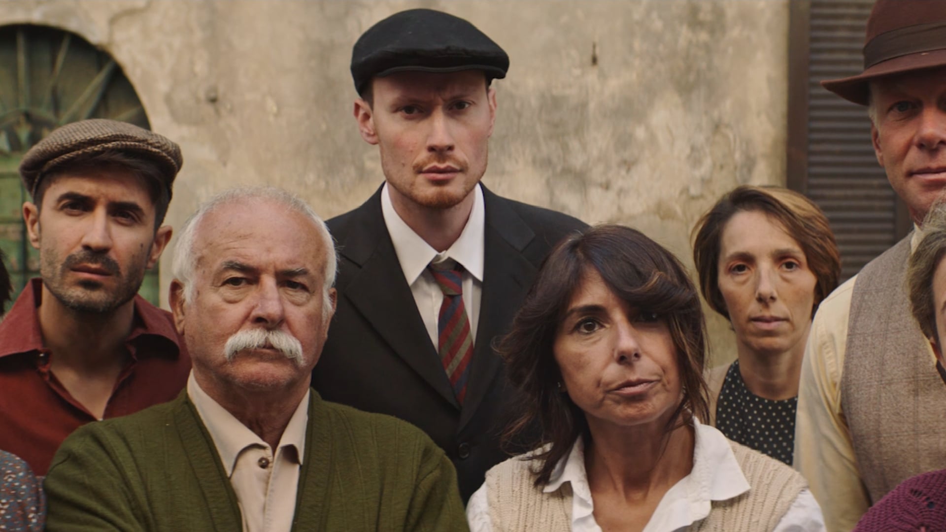 La Tela e la Maschera - Trailer - Short Film