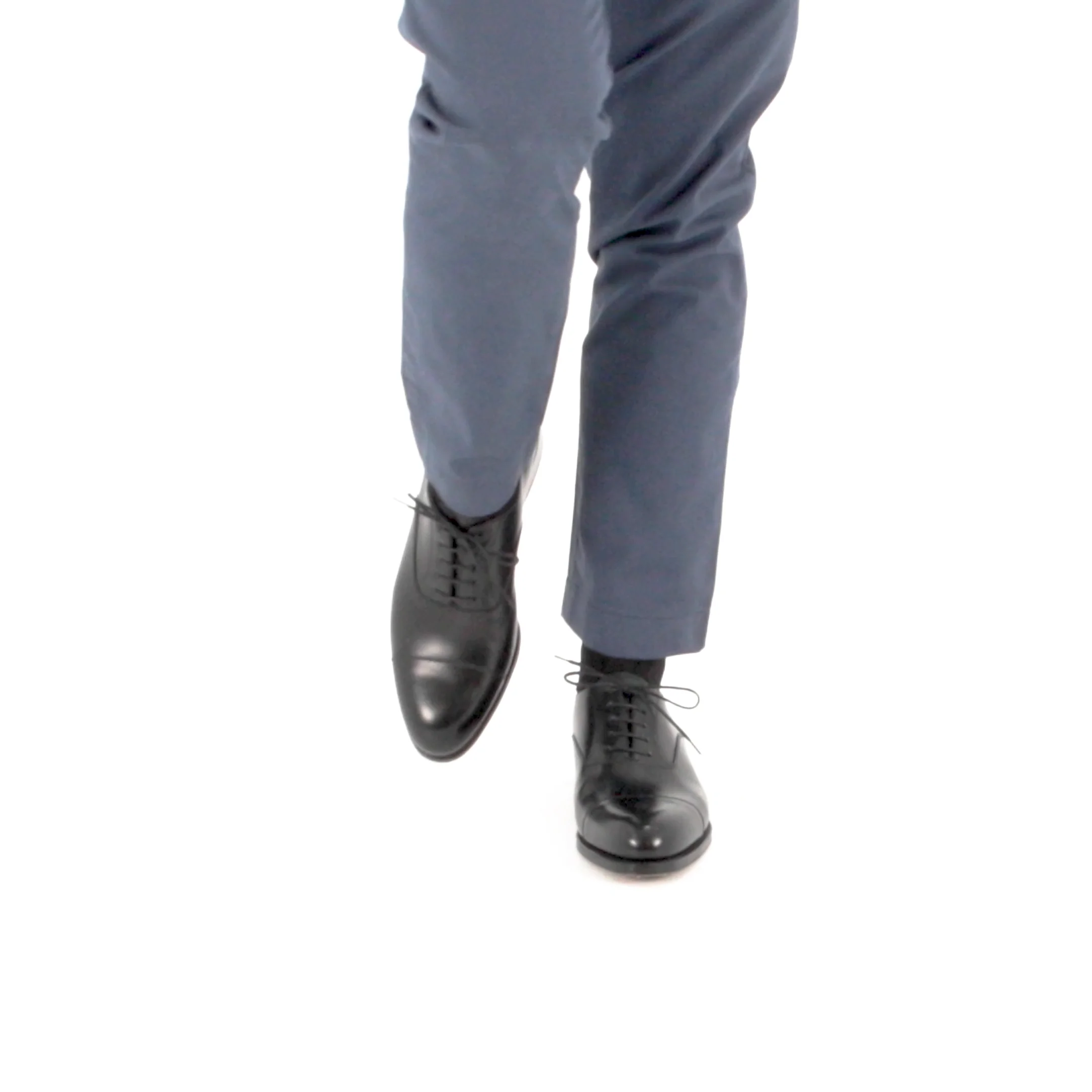WINGTIP OXFORDS BLACK BOXCALF | CARMINA