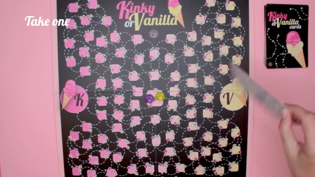 Unboxing do  Jogo Erótico para Casais Kinky or Vanilla? 