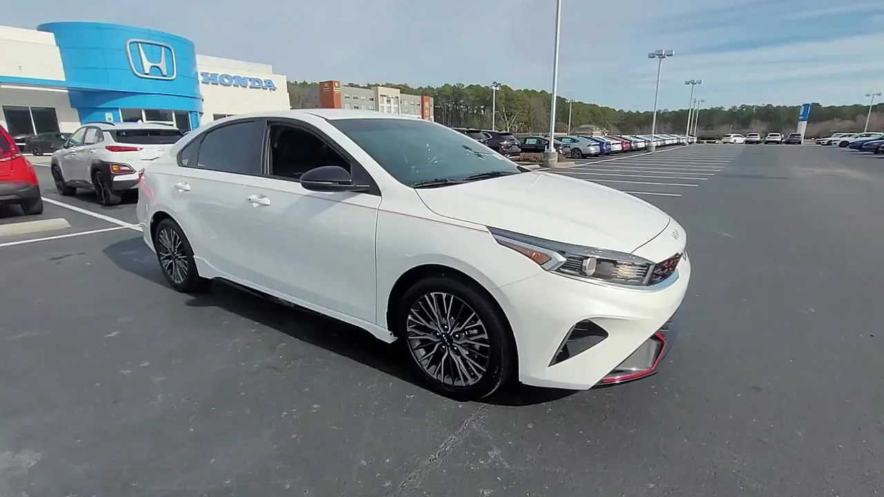 USED 2023 KIA FORTE GTLINE IVT at Lumberton Honda (USED) PE667625 on Vimeo