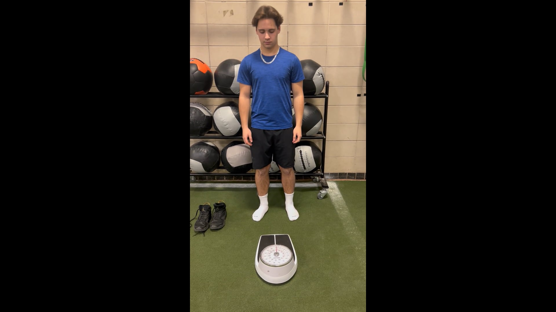 Watch PurpleShift athlete's Weight: 186 pounds