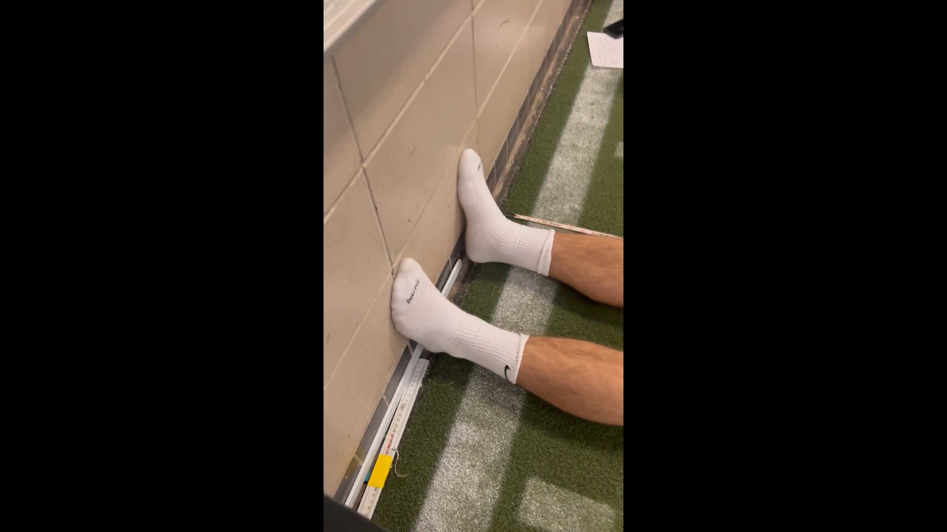 Watch PurpleShift athlete's Height: 71 inches