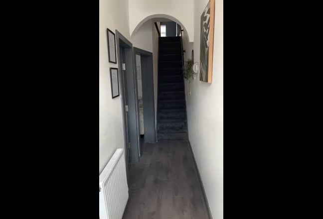 Video 1: Lounge