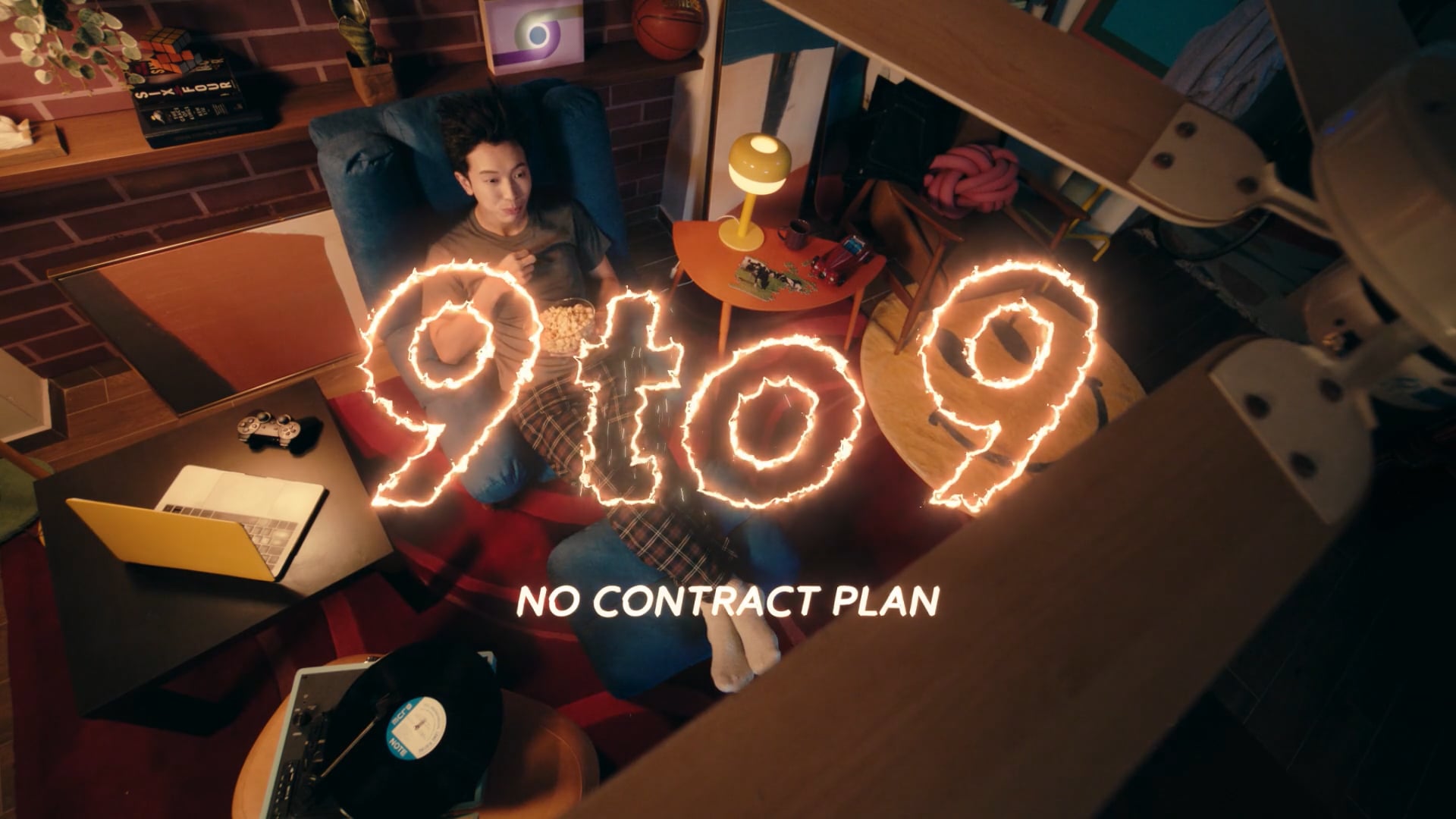 Pacific Light | 9 to 9