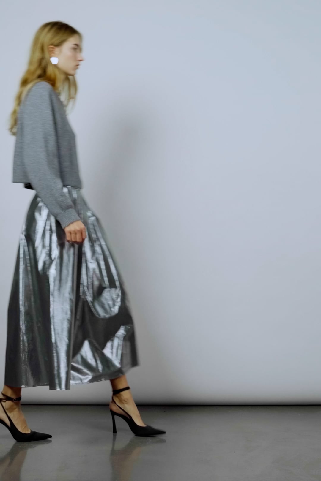 スカート her praha - gatherd skirt silver Silver Embroidered sequin skirt | PRADA