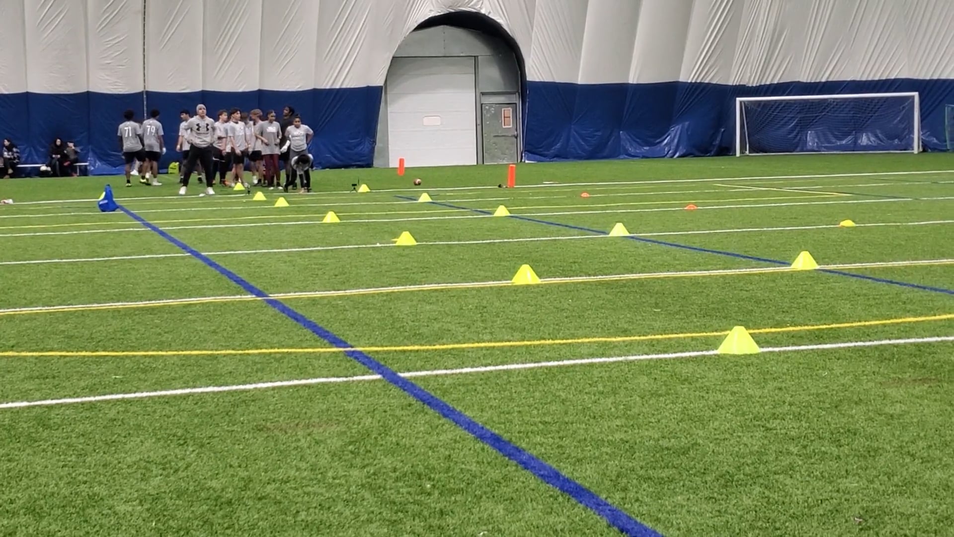 Watch naya mariano-johnson's 40 Yard Dash: 5.42 seconds