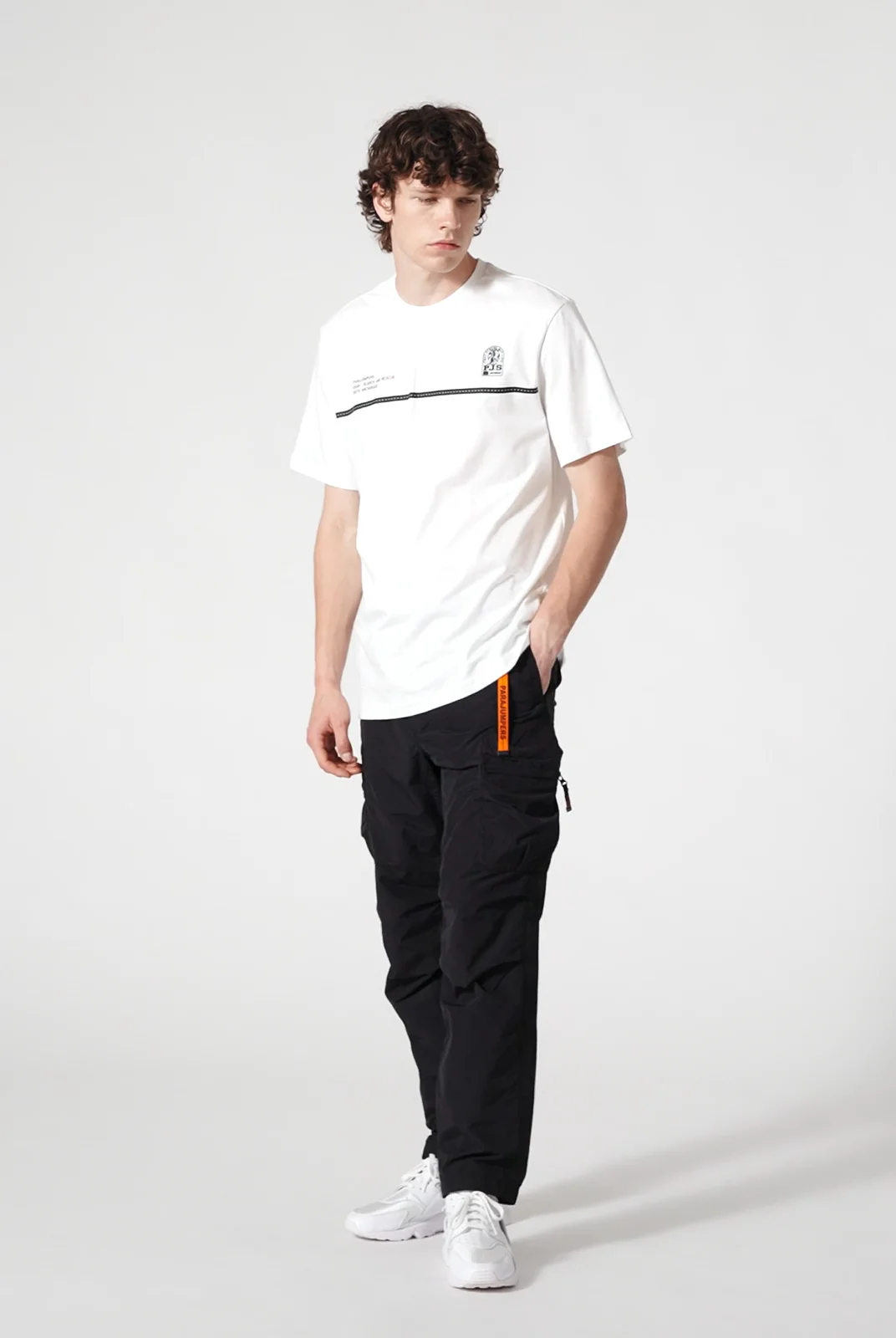 PARAJUMPERS｜SHORT-SLEEVED ROUND NECK T-SHIRTS (MASSAUA MASSAUA TEE WHITE | Parajumpers®